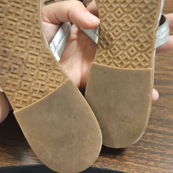 Tory Burch Miller Sandals Silver Metallic Logo Thong 9M - Picture 10 of 10